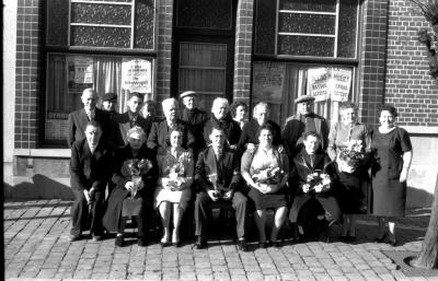 Huldiging kampioen café "De Boulevard", Izegem, 1958