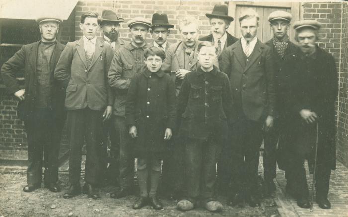 Acteurs uit toneelstuk, 1929