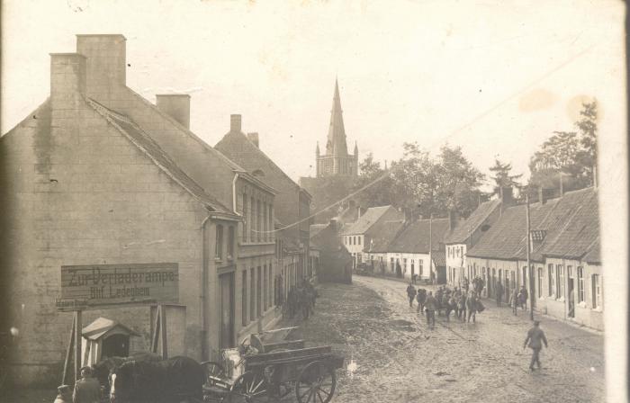 Hoek Kleppestraat met Ledegemstraat, Dadizele 1915
