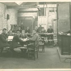 4e Latijnse klas bij E.Cousée-Bostoen, 1914-1915