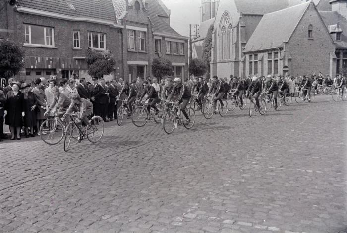 Huldiging burgemeester Walter Ghekiere, Moorslede september 1971