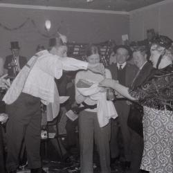 Toneelvereniging KNA viert carnaval, Moorslede 14 februari 1970