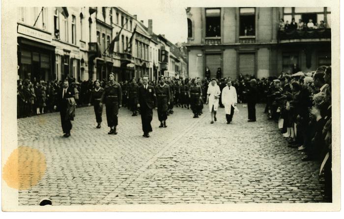 Optocht Rode Kruis Izegem