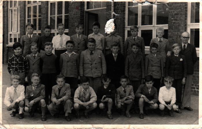 Klas geboortejaar 1940 en Meester Herman, Gits