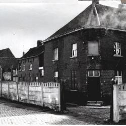 Baertshof wordt gesaneerd, Izegem, 1965