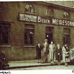 Eerste generatie Gerard Degandt en Irene Decoene, wasbedrijf Sint-Jan, Staden