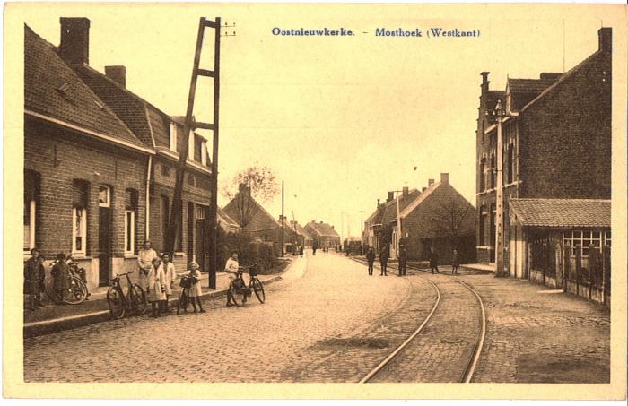 Oostnieuwkerke. - Mosthoek (Westkant)