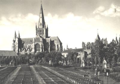 Dadizele Rosarium met zicht op Basiliek