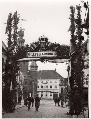 Bezoek van Z.M. Koning Leopold III, Tielt 30 oktober 1937