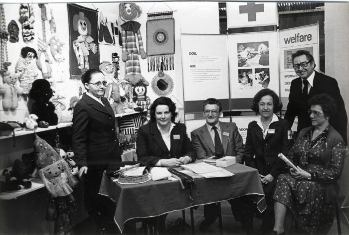 Opendeurdag in stedelijke basisschool met Antoon Deweerdt, jaren 1970