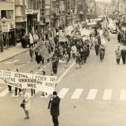 Betoging tegen verbod vogelvangst gesteund door A.Vi.Bo., 1964