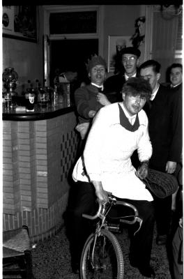 Huldiging schutterskoning "Stad Kortrijk", izegem, 1959