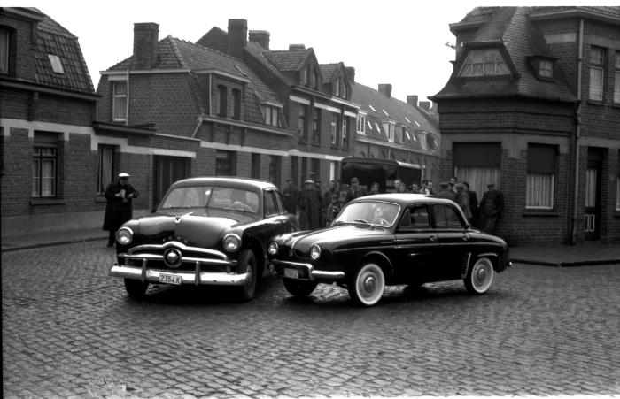 Aanrijding 2 auto's, Izegem 1958