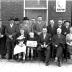 Café 'De Voerman': groepsfoto, Izegem 1958