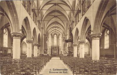 Binnenzicht kerk Lichtervelde